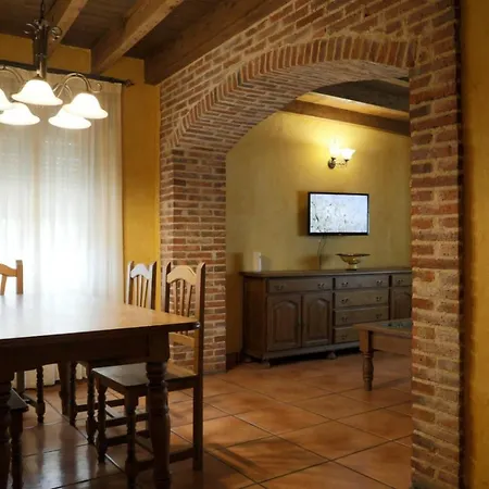 בית נופש La Tina *