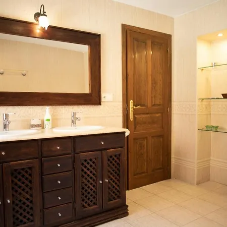 Сasa de vacaciones La Tina Gumiel de Izan