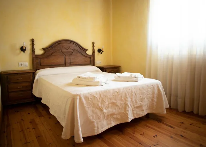 בית נופש La Tina Gumiel de Izan